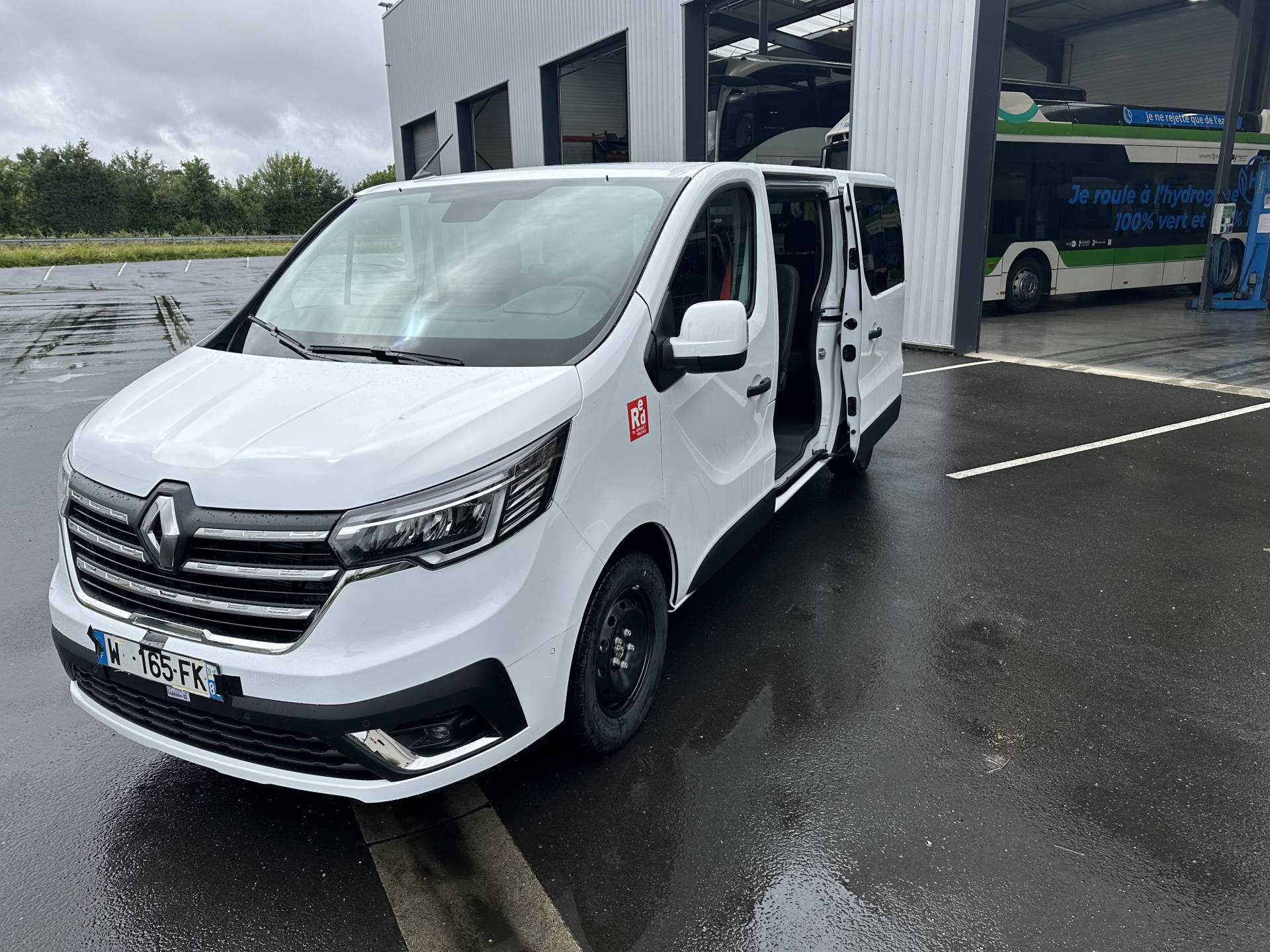 RENAULT TRAFIC