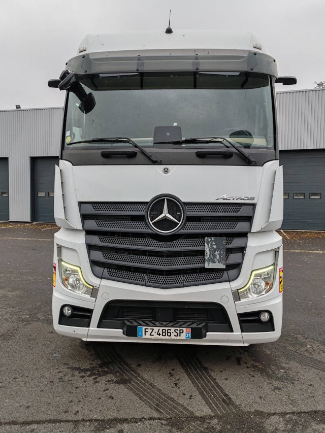 MERCEDES BENZ ACTROS 5